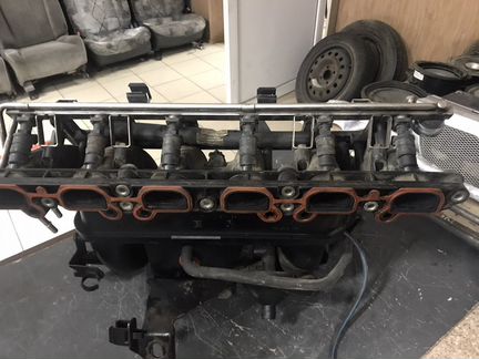 Коллектор впускной 1438140 BMW E39. E46