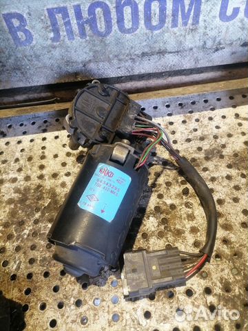 Моторчик дворников Renault Logan