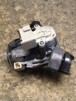 Замок зажигания Королла Е150(мкпп)