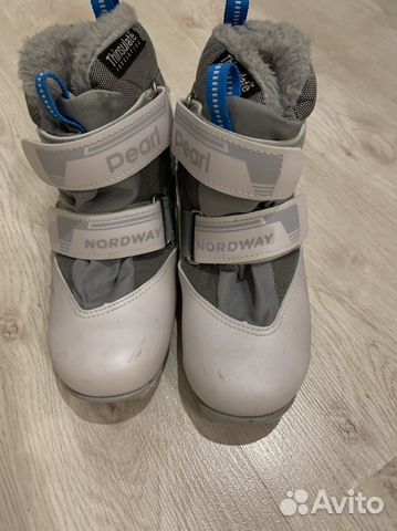 Лыжные ботинки размер 34