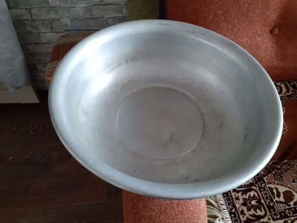 Алюминиевый таз