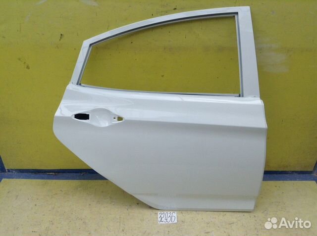 Hyundai Solaris седан Дверь Задняя Правая