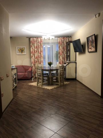 3-к. квартира, 127,4 м², 3/5 эт.