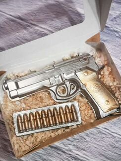 Пистолет из шоколада, подарок мужчине