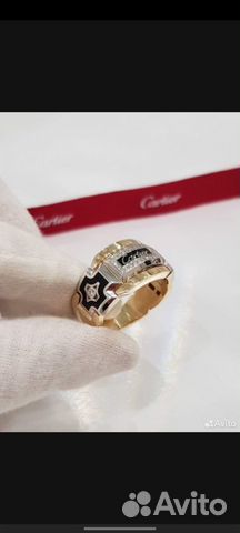 Золотое кольцо Cartier с бриллиантом