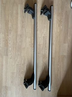 Поперечные рейлинги и крепления для лыж Amos