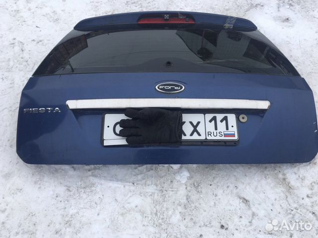Ford fiesta крышка багажника