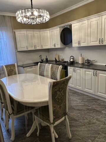 Комната 18 м² в 5-к., 1/1 эт.