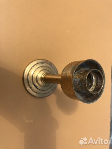 Продам латунный подсвечник