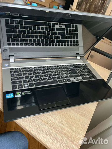 Ноутбук acer V3-771G core I7 3.3ghz + GF730