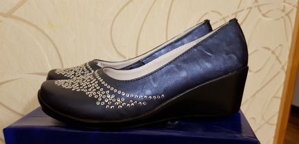 Туфли для девочки 35 р