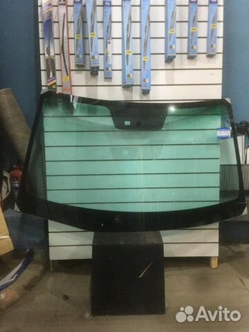 Лобовое стекло Kia Mohave / Borrego