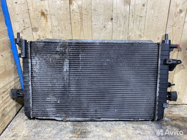 Радиатор основной Opel Astra H, Zafira B 128086