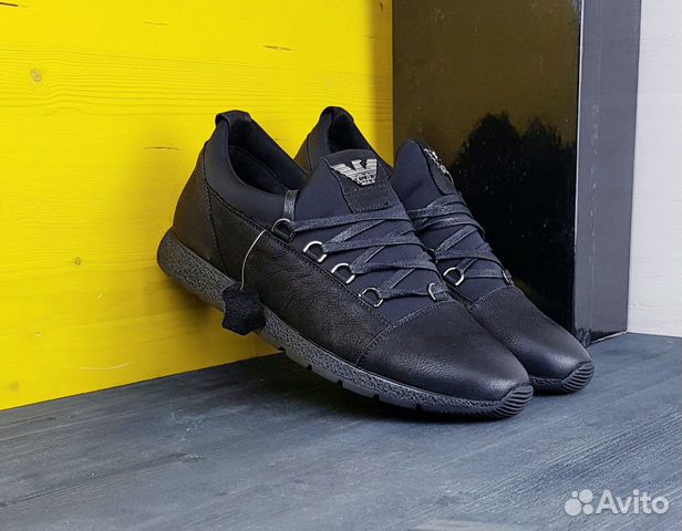 Armani кроссовки новые мужские