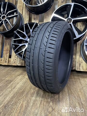 Tigar UHP Ultra High Performance 245/40 R17 95W