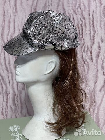 Парик карнавальный с кепкой