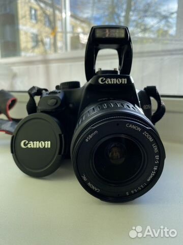 Зеркальный цифровой фотоаппарат Canon 1000d