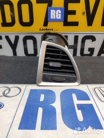 Дефлектор правый Opel Astra J хэтчбек A12XER 2012