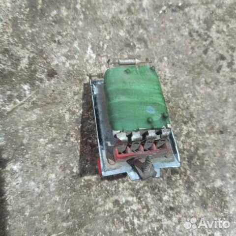 Резистор отопителя Volkswagen Passat B5