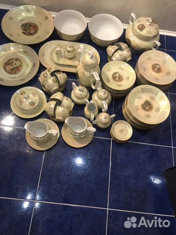 Сервиз мадонна гдр, на 12 персон, 90 предметов