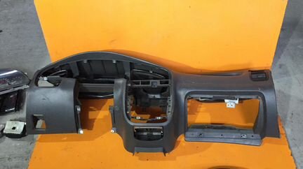 Панель торпедо на Chevrolet Lanos