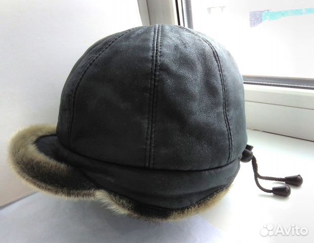 Кепка женская кожаная