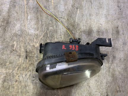 Фара противотуманная правая Mercedes E-Class W211