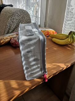 Косметичка clarins