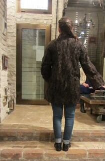 Полушубок каракулевый новый Kanishka,44-46