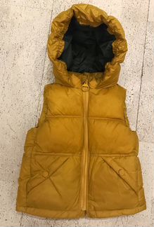 Жилет Zara