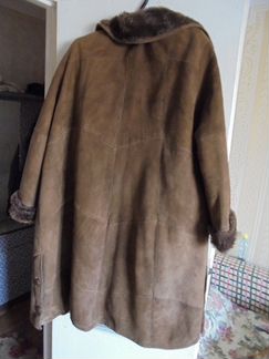 Продам женскую дубленку
