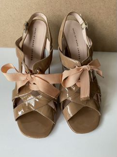 Босоножки нюдовые mark by marc jacobs 39р