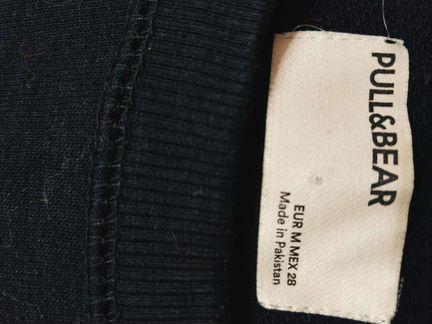 Свитшот черный с надписью, Pull&Bear