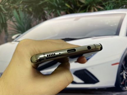 Samsung galaxy s10+ 8/128