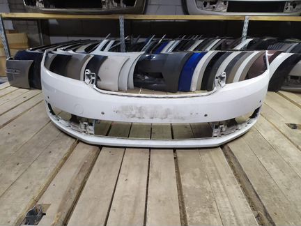 Бампер передний Шкода Рапид арт 24062