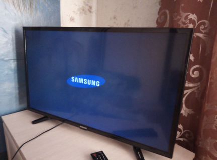 Samsund UE32H4290AU(82см), с DVB-T2.В идеале