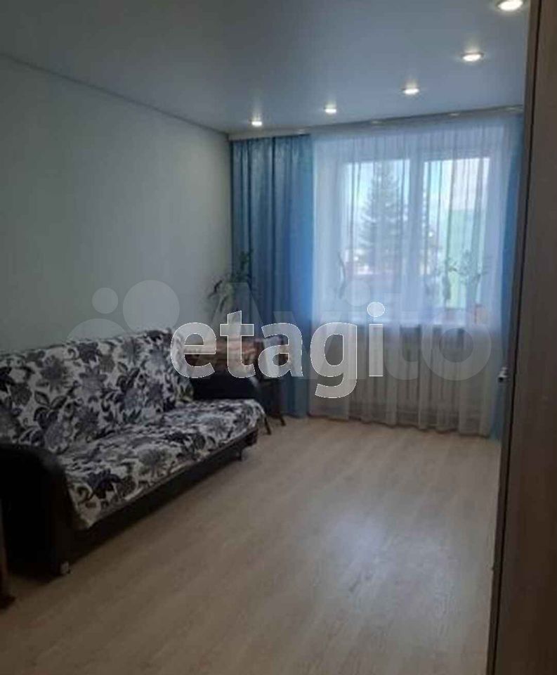 2-к квартира, 45 м², 1/3 эт.