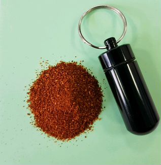 Брелок с самым острым перцем в мире, очень острый