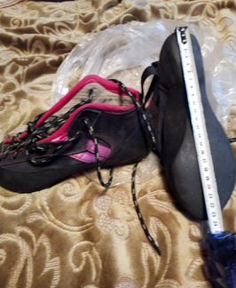 Скальные туфли 23-24 см стопа