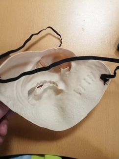 Латексная маска/прикол
