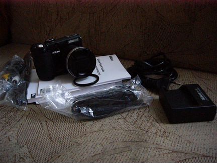 Минизеркалка Nikon p5100
