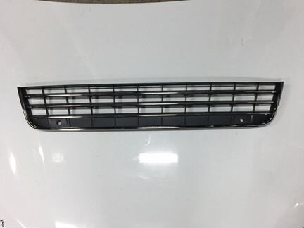 Решетка бампера Туарег нф