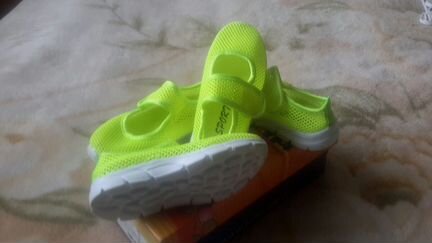 Спортивные тапочки