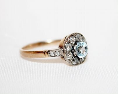 Кольцо с аквамарином и бриллиантами