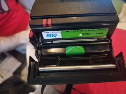 Плёночный фотоаппарат Polaroid 635CL