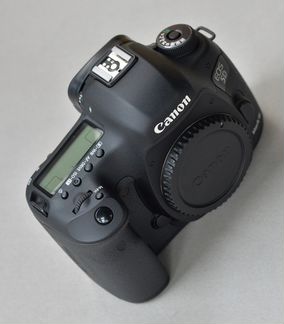 Canon EOS 5D Mark III в отличном состоянии