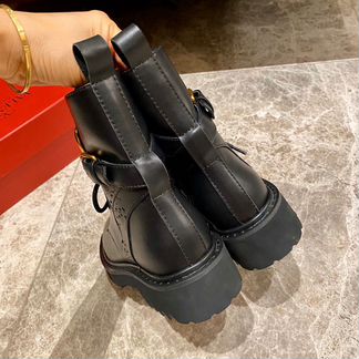 Ботинки Valentino