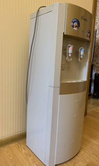 Продается кулер для воды