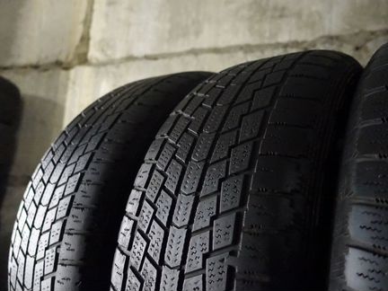 235 60 18 Hankook Nordik iZ RW08 61AU