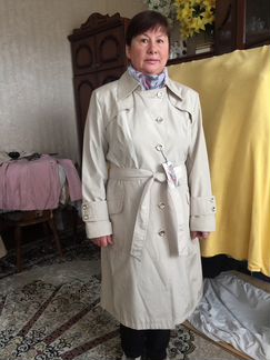 Женский плащ новый